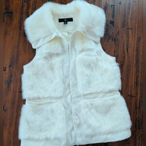 RLZ Ivory Faux Fur Sleeveless Vest with Pockets Women's XS